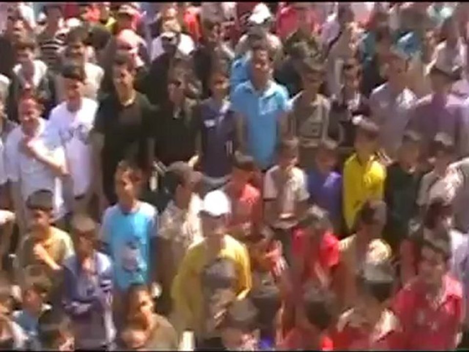 Syria فري برس  ادلب سرمدا مظاهرة حاشدة بحضور المراقبين 24 5 2012 ج6 Idlib