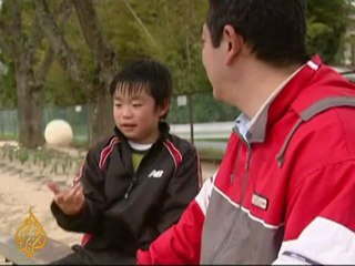 Japanese families face Children's Day