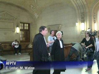 Pièce perturbée: ouverture du procès des jeunes catholiques