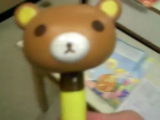 Tiny Stray Cat VERSUS  Two Dogs