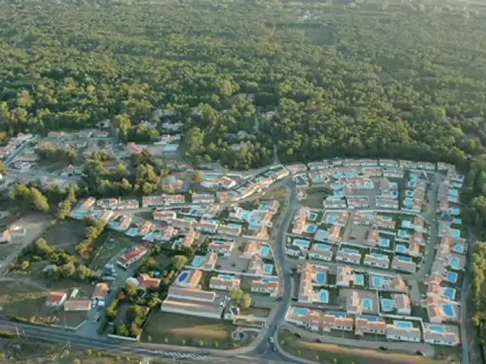 CARON Piscines : Fabricant piscine à Angers - Maine-et-Loire (49)
