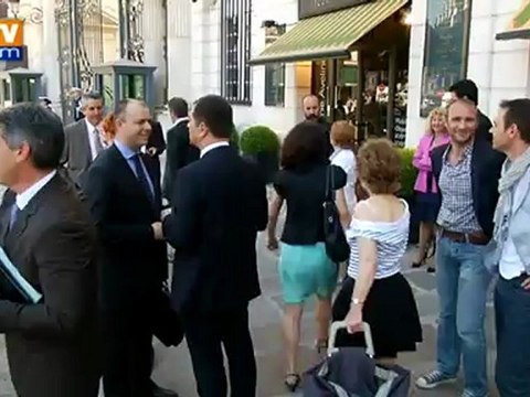 Valls veut créer des commissions de travail police-justice