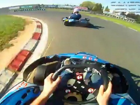 Session libre mouvementée ! 02/10/2011- Karting Magny-Cours