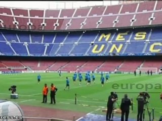 El Barça viaja a Madrid en medio de la polémica