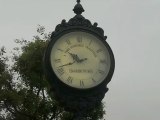 Disneyland Paris - L'horloge d'Harrington a un soucis : le temps passe vite