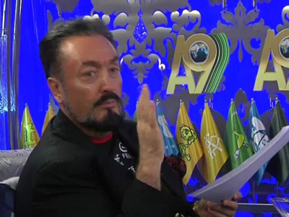 Şeyh Nazım Kıbrısi Hazretleri herkesi seven çok asil ve değerli bir büyüğümüzdür.