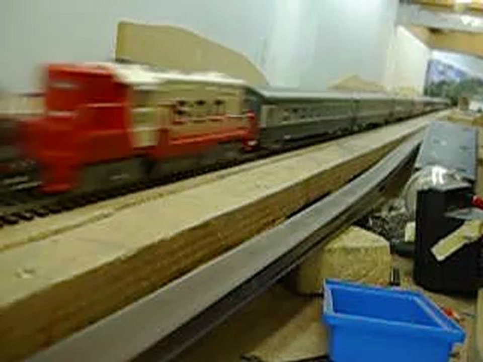 UM Alco RS2 - EMD GP 18 AHM + 10 voitures UIC-Y - DEV Roco