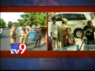 Vijay Sai Reddy, Roja meets Jagan