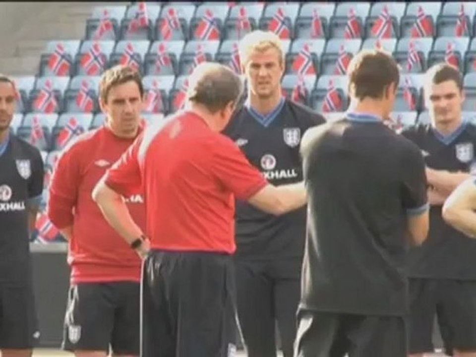 Hodgson: 'Im Großen und Ganzen steht mein Team'