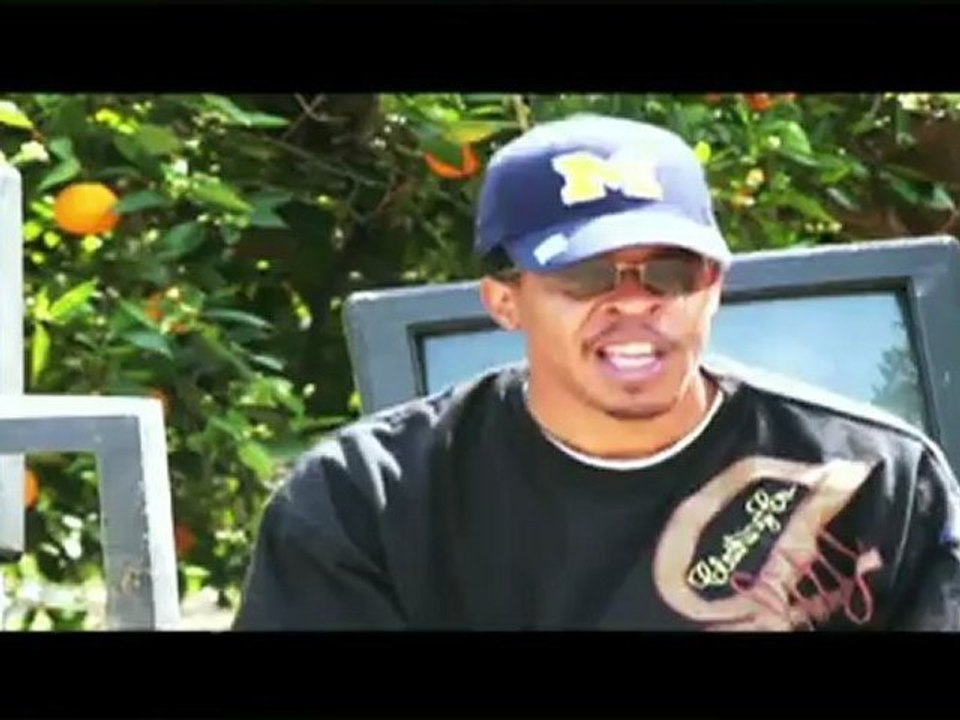 Snoop Dogg Presents Big Sir Loon feat Young Loon, Deacon of Tha Chuuch & Hard Head "Get Away Please"