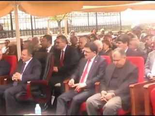 Yunus Emre Külliyatını Cemil Çiçek açtı