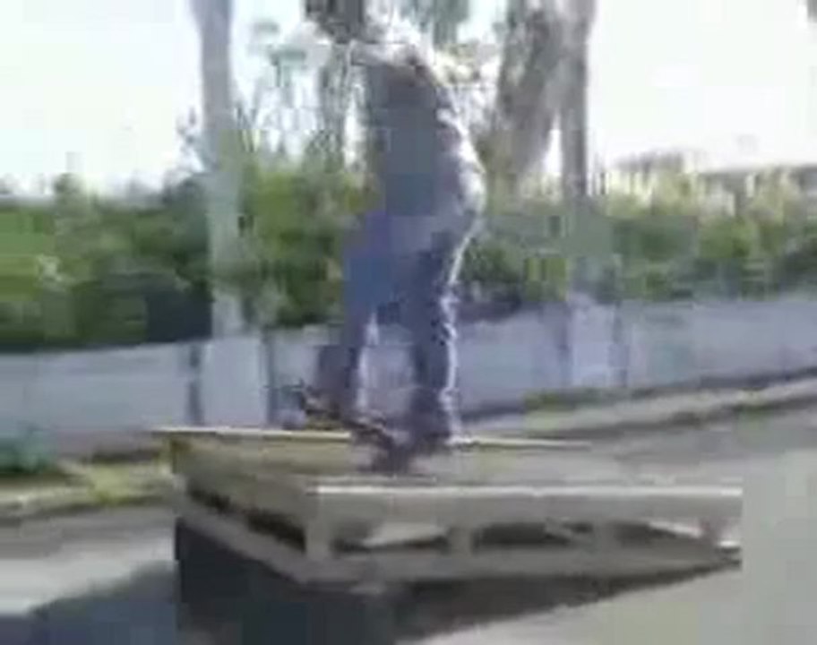 Emanuel Costa - old footage skateboard