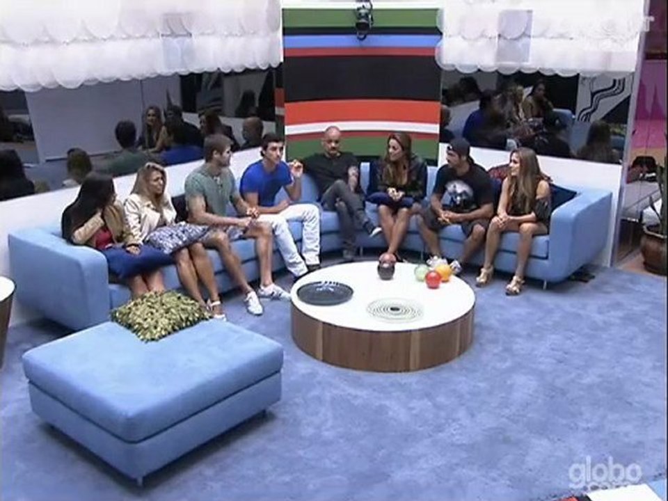 Monique e Jonas - Antes do Bial 05/03