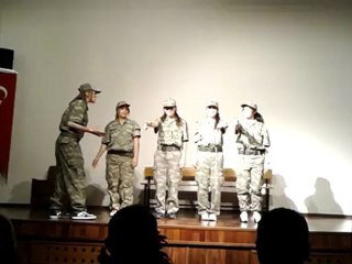 Sadık Yılmaz Ticaret Meslek Lisesi Tiyatro Gösterisinden...