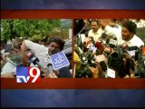 Jagan leaves Dilkusha guest house