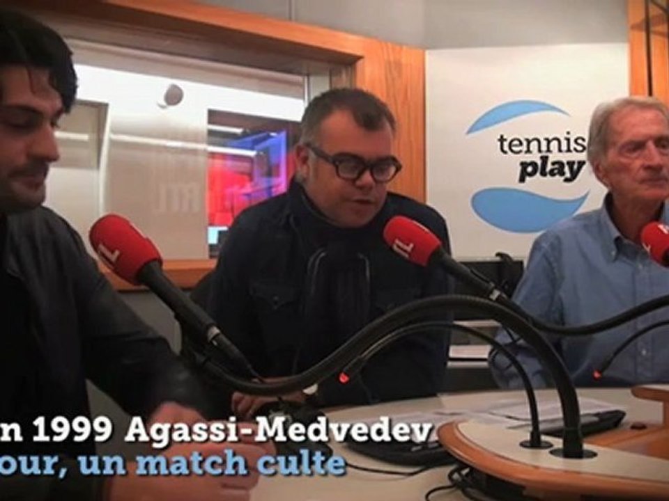 "Un jour, un match culte à Roland-Garros" : Agassi contre Medvedev (1999)