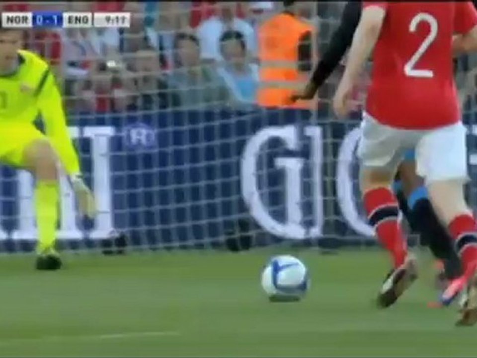 Solo-tor und brutalo-foul bei england-sieg