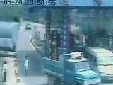 Shocking CCTV of tollbooth operator attacked in China