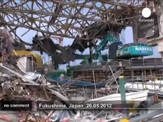 Tải video: Visit of  Fukushima Dai-ichi nuclear power... - no comment