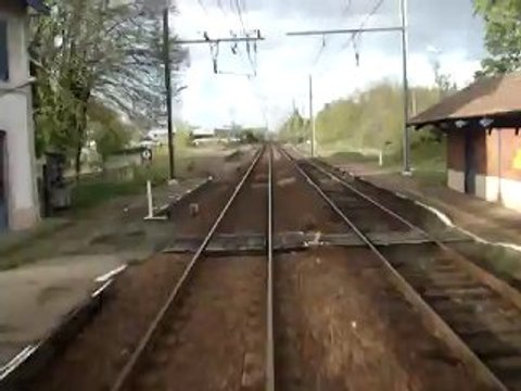 X2200 - De Bordeaux Saint-Jean à Saint-André de Cubzac