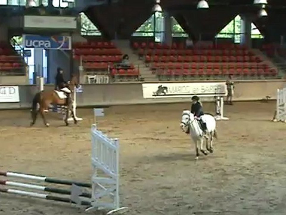 Judicaelle sur licorne à Marcq le 27 mai 2012