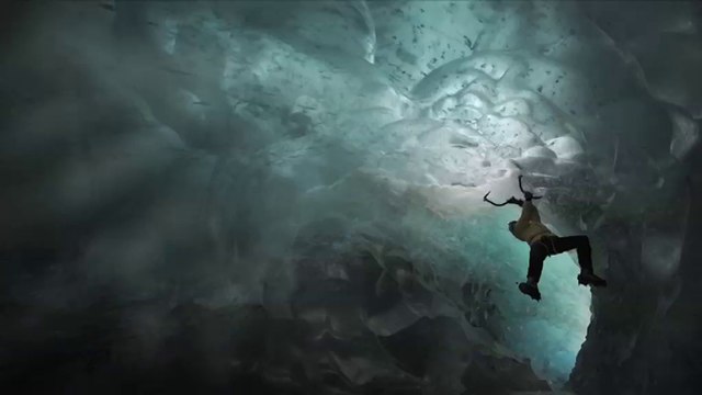 Hiking on the moon - Eyes of Chamonix