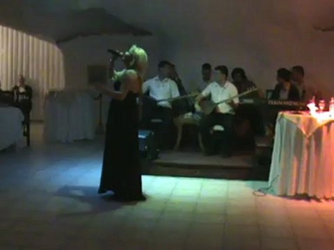 GAZİ MAĞUSA ORDUEVİ - EZGİ ÖZCAN bir teselli ver MAĞARA BAR