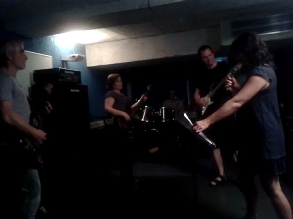 video-2012-05-26-17-30-27