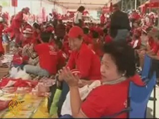 Thai protesters clash with police - 19 Sept 09