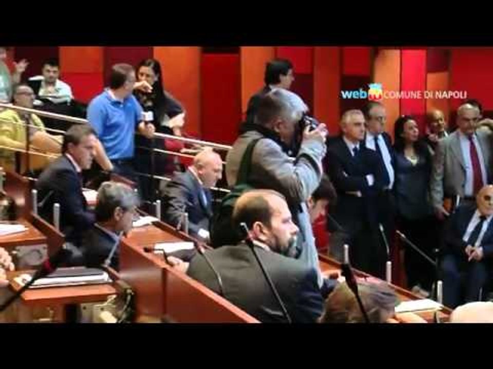 Napoli - Consiglio Comunale su trasporto pubblico e ZTL (28.05.12)