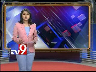 Man gets trapped in middle river