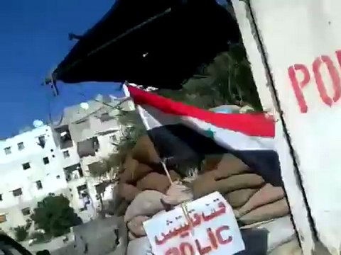 Syria فري برس اللاذقية الحواجز على طريق الحرش27 5 2012 Latakia