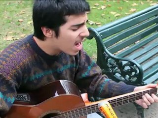 Villes Rebelles - Paris Valenzuela, jeune chanteur engagé