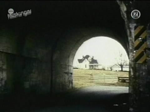 The Raconteurs - Steady As She Goes