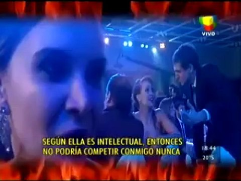 Exitoina.com - Granata enojada con Pouso