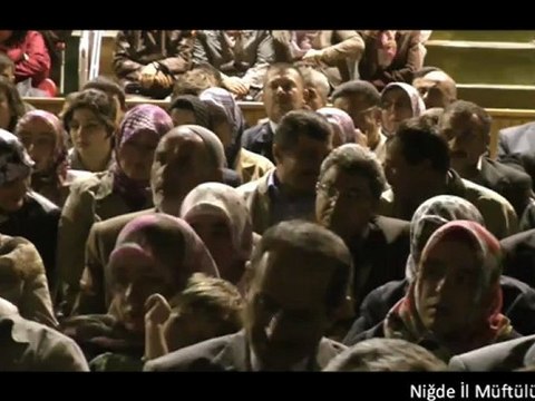 Niğde İl Müftülüğü - Mayıs Ayı Konferansı Hz.Peygamberimiz ve Aile Hayatı Konuşmacı: Prof.Dr.M.Emin AY Uludağ Ün.İlahiyat Fak.Öğr.Üyesi 1.Bölüm