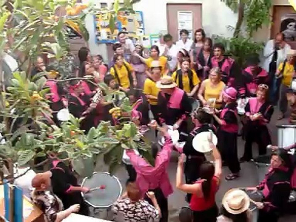 Batucada Zângão Bateria féria pentecôte nimes 2012 bodega resf