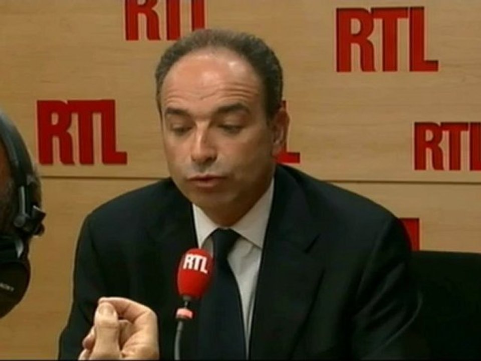 Jean-François Copé, secrétaire général de l'UMP : "Il y a toujours des outils pour faire face aux plans sociaux"