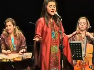 فرقة نسائية هدفها إبراز الصورة الإيجابية للمرأة