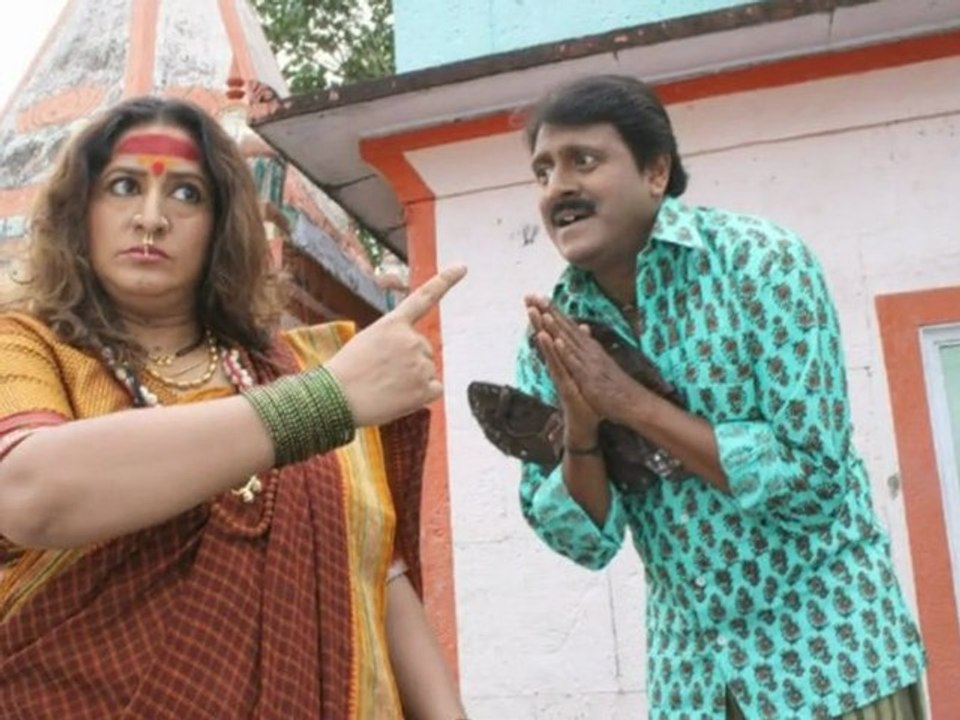 Comedy Flick Lau Ka Lath- Movie Preview
