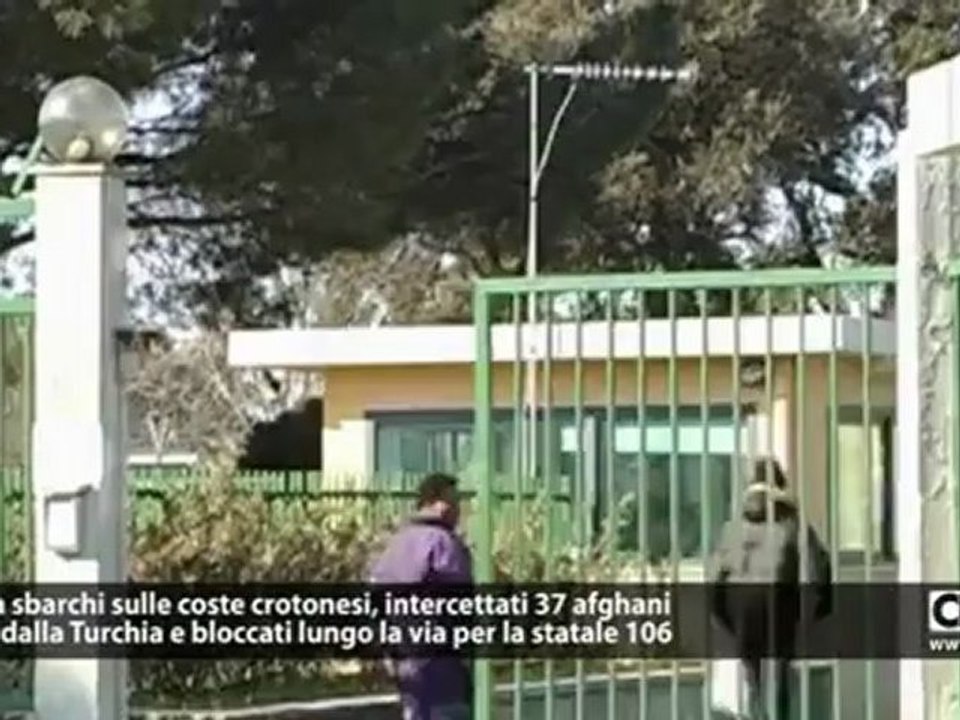 Immigrati: 34 sbarcano su costa ionica in Calabria