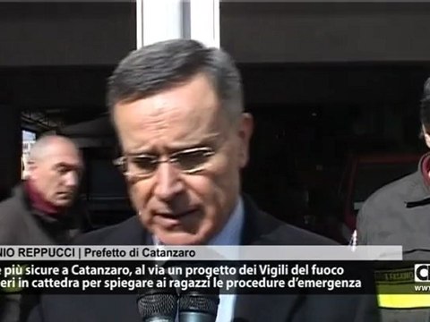 Scuole più sicure a Catanzaro, al via un progetto dei Vigili del fuoco