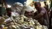 Mumbai slum dwellers turn rubbish into small fortunes