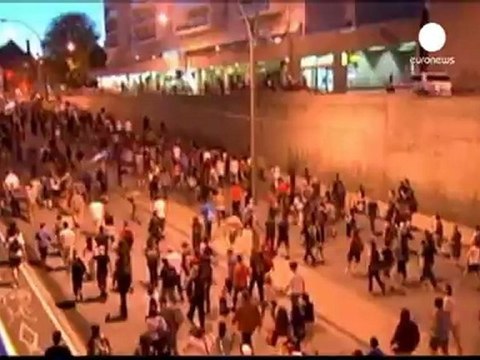 Canada: al via negoziato con studenti Quebec, ma intanto...