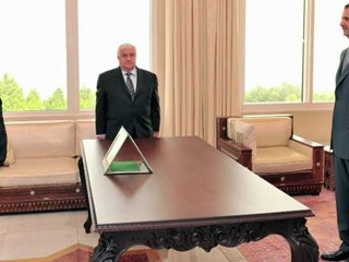 Ocidentais endurecem tom contra a Síria