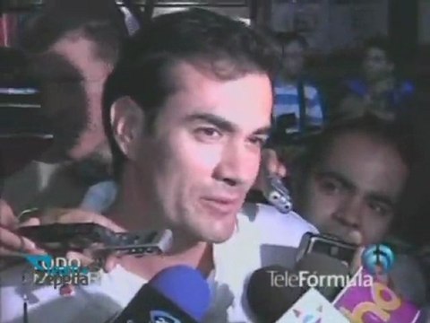 David Zepeda @davidzepeda1 disfrutó de una buena obra de teatro