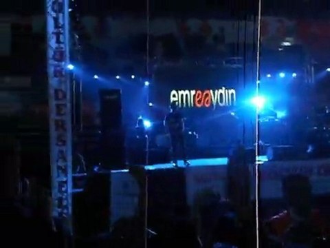 26 Mayıs 2012 - Emre Aydın Sinan Erdem Spor Salonu Konseri / Soğuk Odalar