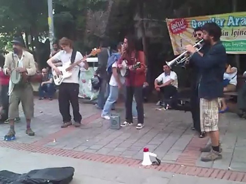 isimsiz  sanatçılar galatadan.1