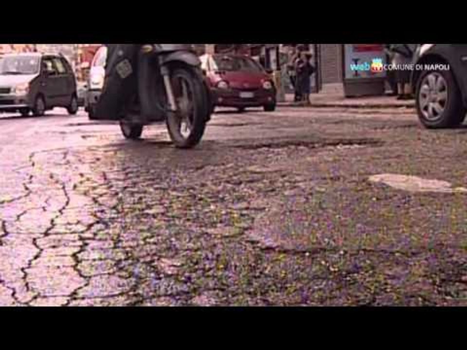 Napoli - Buche stradali, riprendono i lavori (29.05.12)