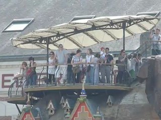 Le grand éléphant sur l'île de Nantes le 26/05/2012 - 03